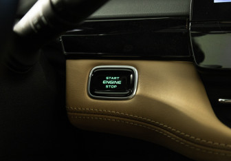 Подержанный автомобиль Changan UNI-K 2023 года (23 фото)