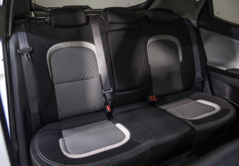 Подержанный автомобиль Kia Ceed Hatchback 2012 года (24 фото)