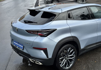 Подержанный автомобиль Changan UNI-T 2023 года (10 фото)