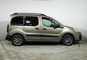 Подержанный автомобиль Citroen Berlingo 2017 года (4 фото)