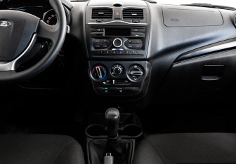 Подержанный автомобиль LADA (ВАЗ) Granta Liftback 2024 года (12 фото)