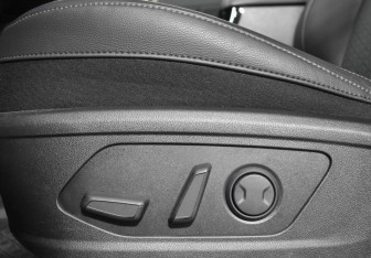 Подержанный автомобиль Kia Sorento 2022 года (22 фото)