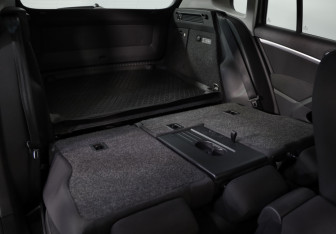 Подержанный автомобиль Volkswagen Tiguan 2015 года (25 фото)