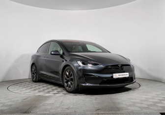 Подержанный автомобиль Tesla Model X 2023 года (3 фото)