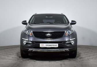 Подержанный автомобиль Kia Sportage 2015 года (2 фото)