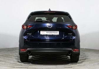 Подержанный автомобиль Mazda CX-5 2020 года (6 фото)