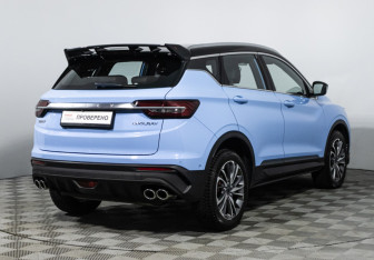 Подержанный автомобиль Geely Coolray 2022 года (5 фото)