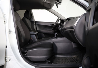 Подержанный автомобиль Hyundai Creta 2019 года (20 фото)