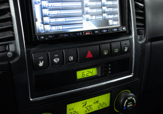 Подержанный автомобиль Kia Sorento 2008 года (16 фото)