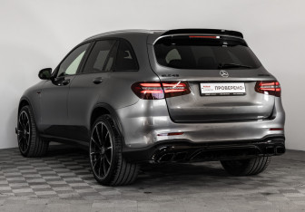 Подержанный автомобиль Mercedes-Benz GLC AMG 2016 года (11 фото)