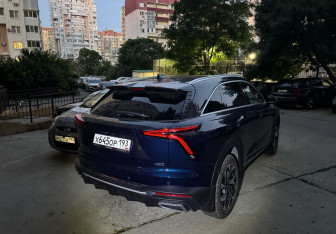 Подержанный автомобиль Haval F7 2024 года (7 фото)