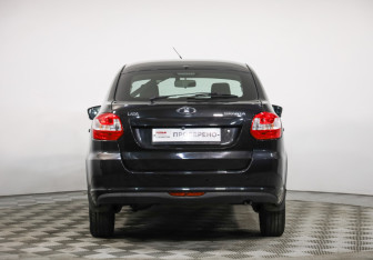 Подержанный автомобиль LADA (ВАЗ) Granta Liftback 2015 года (6 фото)