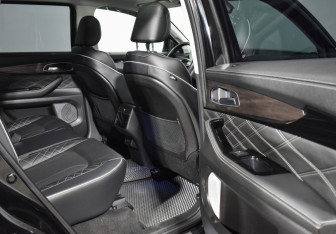 Подержанный автомобиль Exeed VX 2023 года (13 фото)