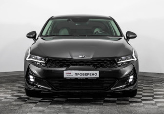 Подержанный автомобиль Kia K5 2021 года (4 фото)