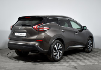 Подержанный автомобиль Nissan Murano Suv 2016 года (5 фото)