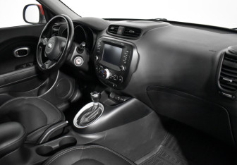 Подержанный автомобиль Kia Soul 2017 года (12 фото)