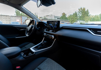 Новый Toyota RAV4 2025 (19 фото)