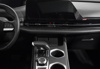 Подержанный автомобиль Changan CS55PLUS 2024 года (15 фото)