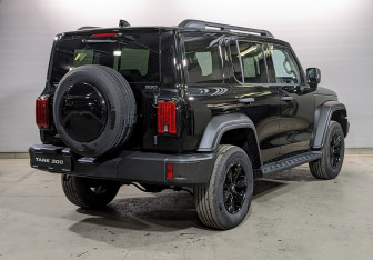 Новый Tank 300 2026 (2 фото)