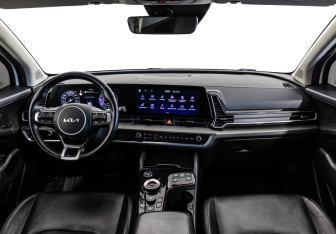 Подержанный автомобиль Kia Sportage 2022 года (12 фото)