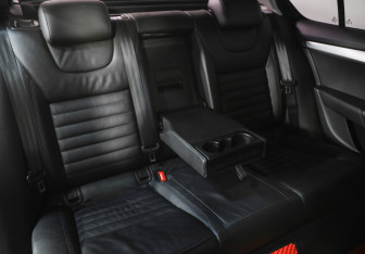 Подержанный автомобиль Skoda Octavia Liftback 2016 года (27 фото)