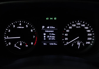 Подержанный автомобиль Hyundai Tucson 2018 года (12 фото)