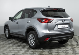 Подержанный автомобиль Mazda CX-5 2016 года (7 фото)