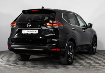 Подержанный автомобиль Nissan X-Trail 2018 года (5 фото)