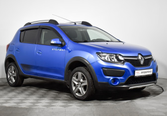Подержанный автомобиль Renault Sandero 2018 года (3 фото)