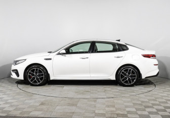 Подержанный автомобиль Kia Optima Sedan 2018 года (8 фото)