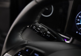 Подержанный автомобиль Hyundai Elantra Sedan 2021 года (18 фото)