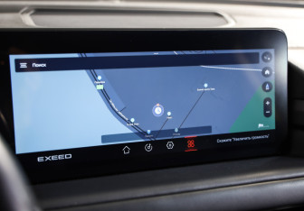 Подержанный автомобиль Exeed TXL 2022 года (15 фото)