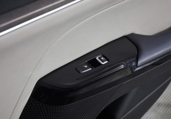 Подержанный автомобиль Kia K5 2020 года (21 фото)