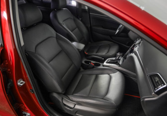 Подержанный автомобиль Hyundai Elantra Sedan 2016 года (23 фото)