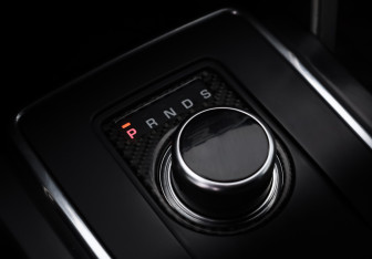 Подержанный автомобиль Land Rover Discovery Sport 2018 года (22 фото)