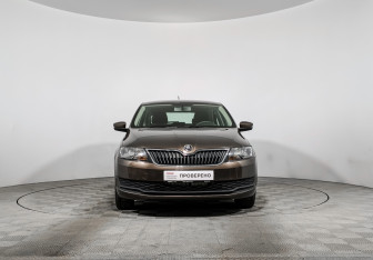 Подержанный автомобиль Skoda Rapid Liftback 2019 года (2 фото)
