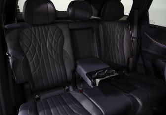 Подержанный автомобиль Jaecoo J8 2024 года (32 фото)