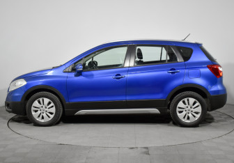 Подержанный автомобиль Suzuki SX4 Hatchback 2014 года (8 фото)