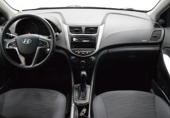 Подержанный автомобиль Hyundai Solaris Sedan 2016 года (14 фото)