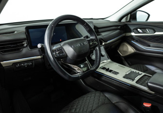 Подержанный автомобиль Exeed TXL 2022 года (11 фото)