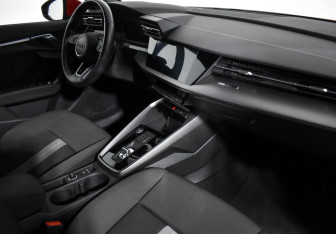Подержанный автомобиль Audi A3 Sedan 2021 года (13 фото)