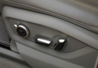 Подержанный автомобиль Audi Q7 2019 года (28 фото)