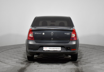 Подержанный автомобиль Renault Logan Sedan 2010 года (6 фото)
