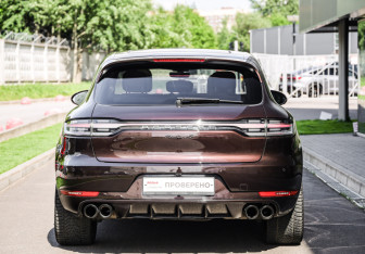 Подержанный автомобиль Porsche Macan 2020 года (7 фото)