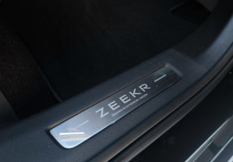 Новый Zeekr 001 2024 (31 фото)