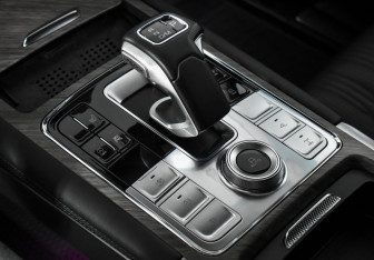 Подержанный автомобиль Tank 500 2023 года (10 фото)