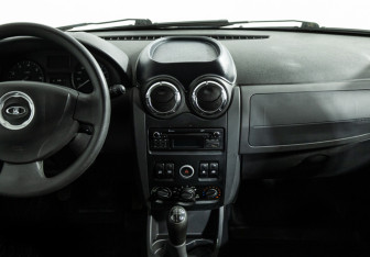 Подержанный автомобиль LADA (ВАЗ) Largus Wagon 2014 года (14 фото)