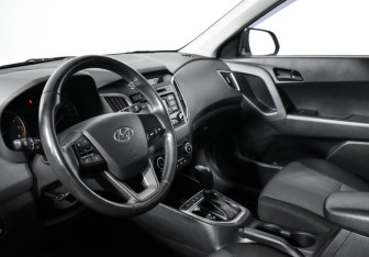 Подержанный автомобиль Hyundai Creta 2017 года (9 фото)