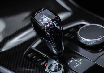 Подержанный автомобиль BMW X5 2019 года (23 фото)