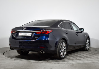 Подержанный автомобиль Mazda 6 Sedan 2022 года (5 фото)